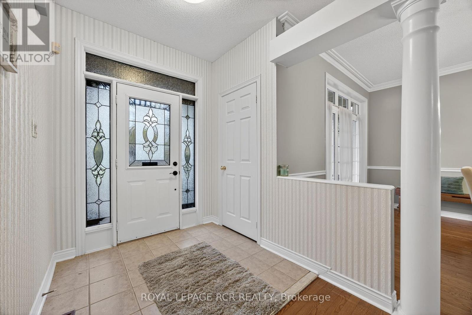 932 Shadrach Drive, Newmarket, Ontario  L3X 2H4 - Photo 7 - N12943482