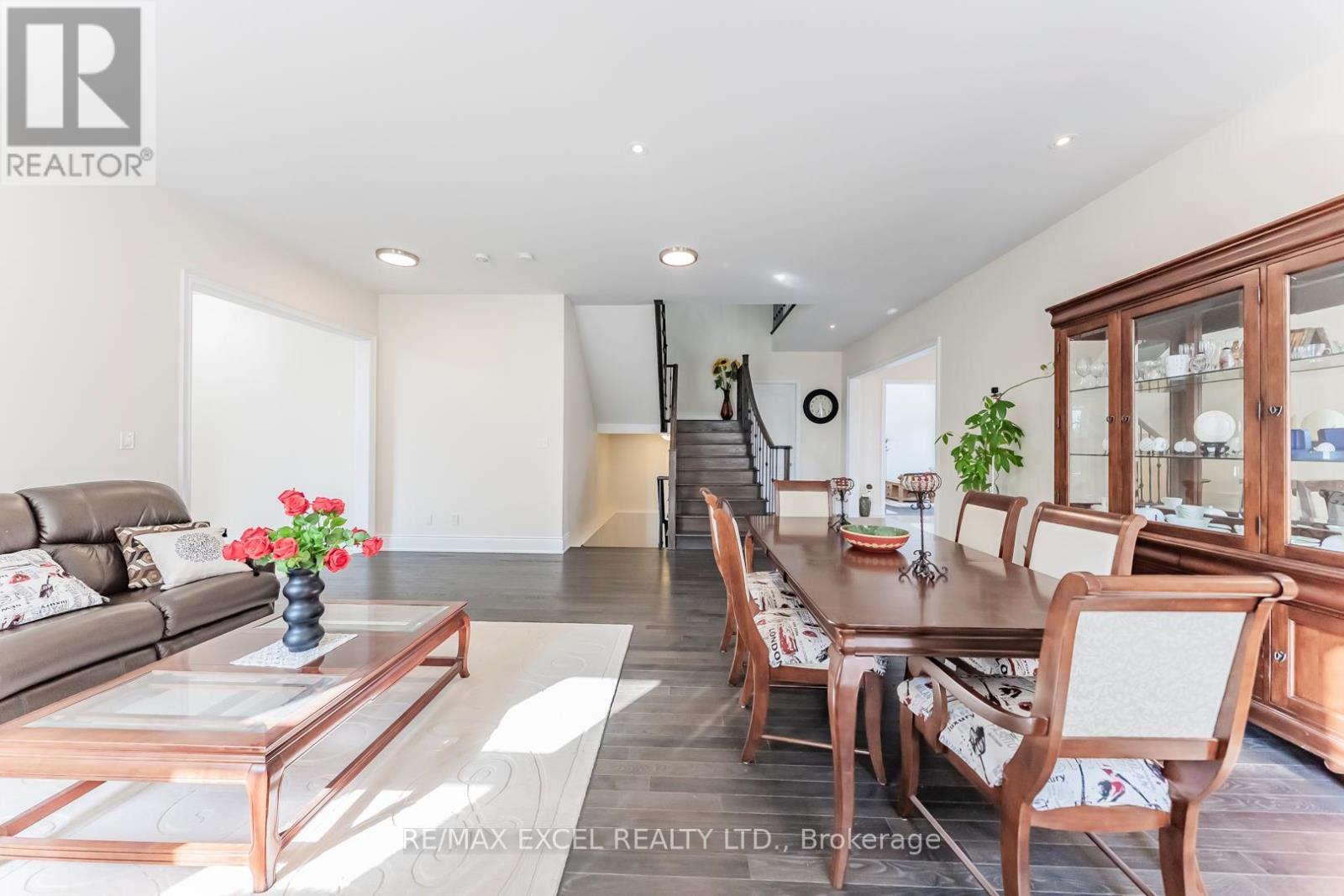 21 Paradise Valley Trail, King, Ontario  L7B 0A5 - Photo 12 - N12943508