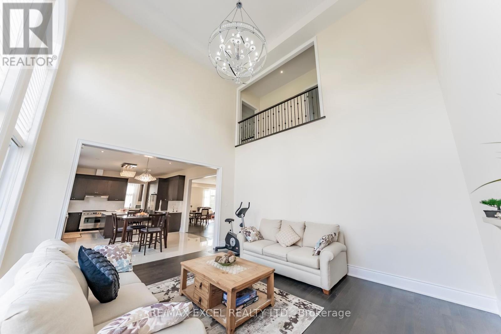 21 Paradise Valley Trail, King, Ontario  L7B 0A5 - Photo 18 - N12943508