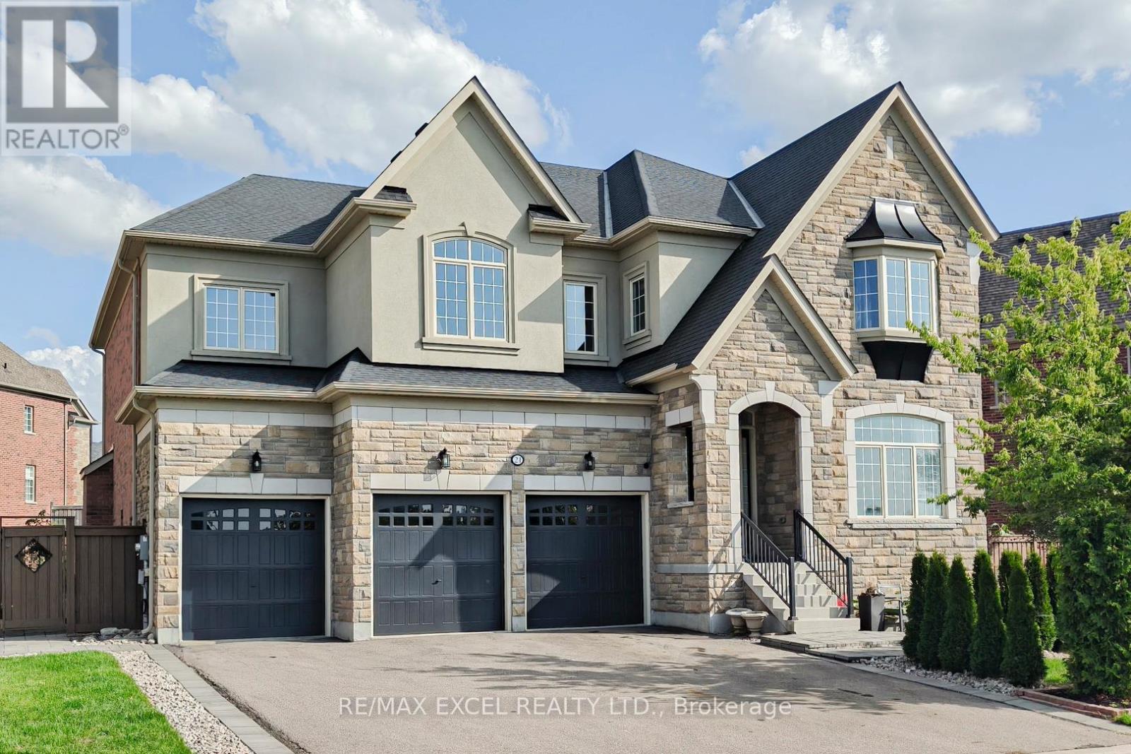 21 Paradise Valley Trail, King, Ontario  L7B 0A5 - Photo 2 - N12943508