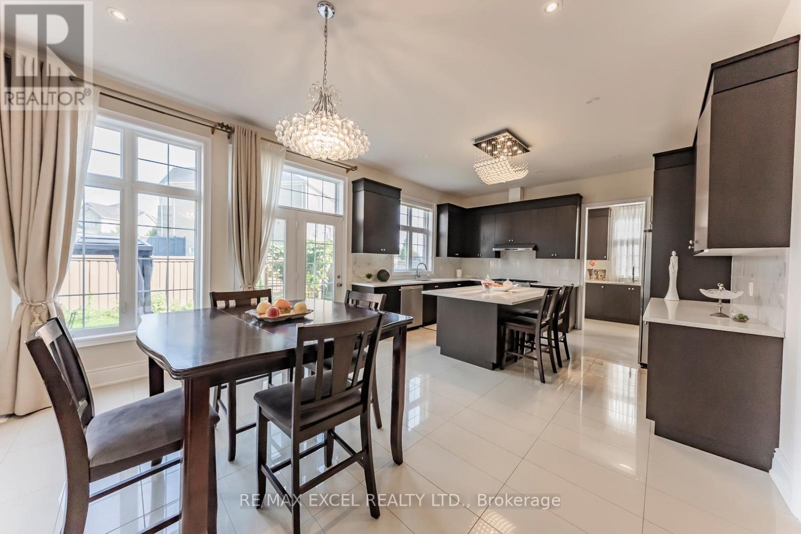 21 Paradise Valley Trail, King, Ontario  L7B 0A5 - Photo 20 - N12943508