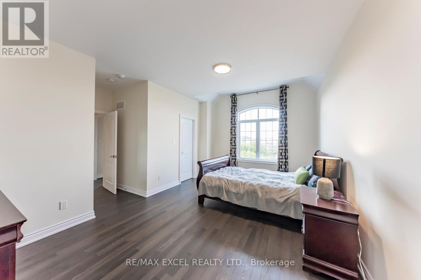 21 Paradise Valley Trail, King, Ontario  L7B 0A5 - Photo 37 - N12943508