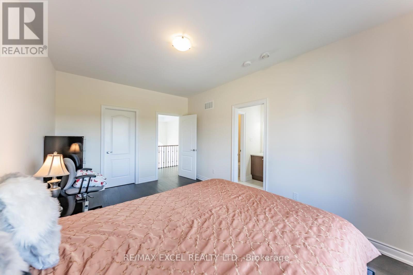 21 Paradise Valley Trail, King, Ontario  L7B 0A5 - Photo 42 - N12943508