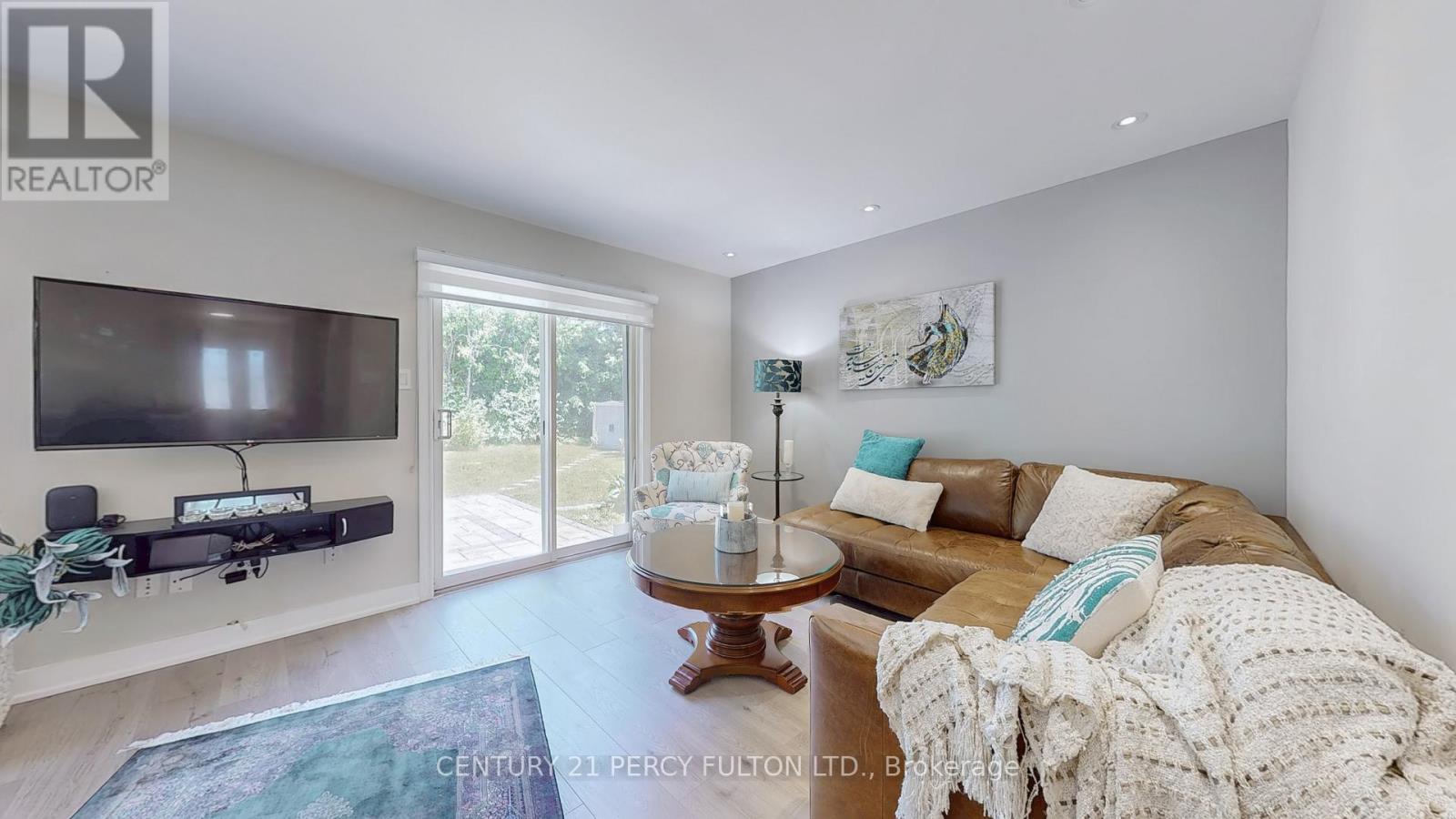 158 Holm Crescent, Markham, Ontario  L3T 5J3 - Photo 4 - N12943514