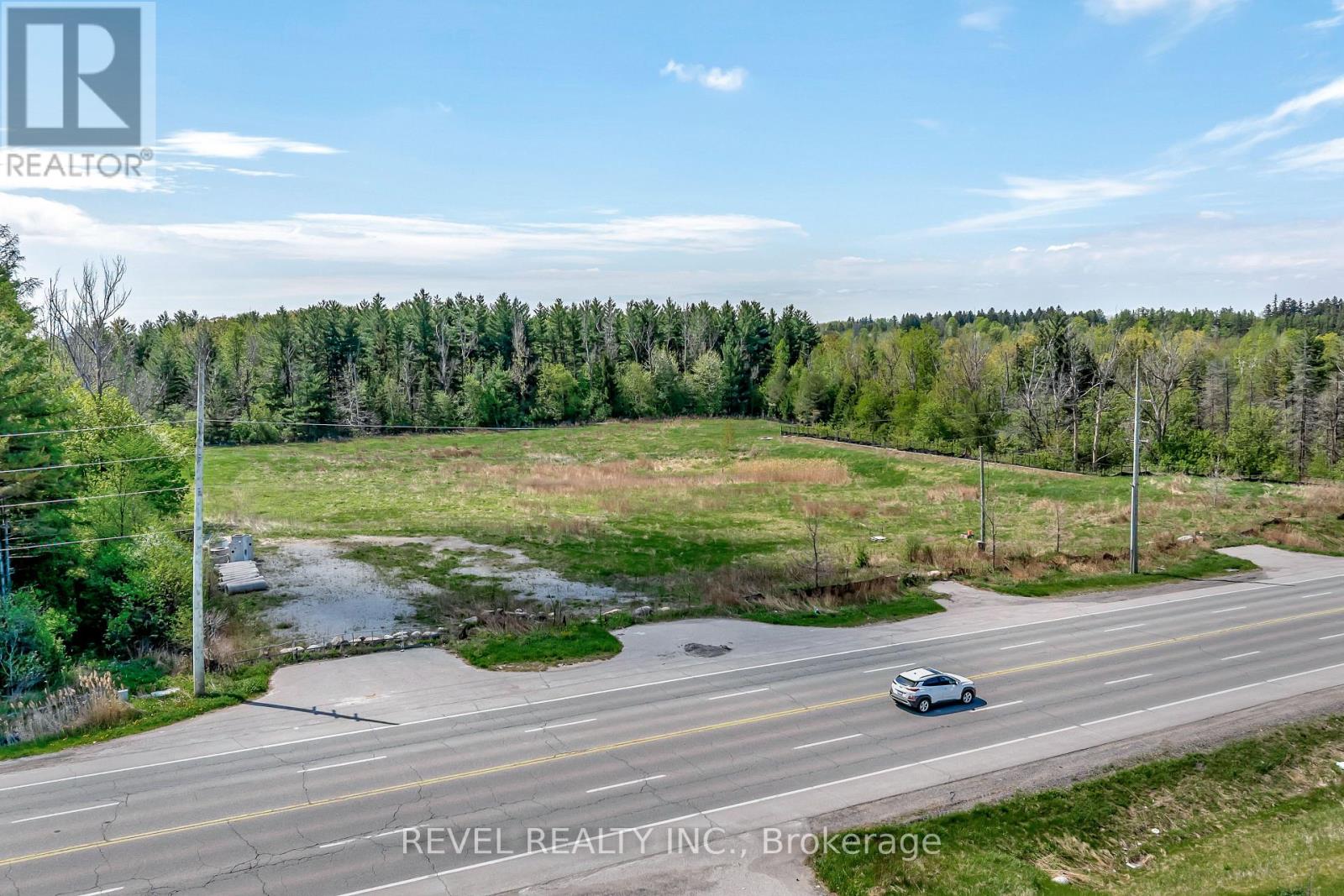 3187 Stouffville Road, Whitchurch-Stouffville, Ontario  L4A 3W9 - Photo 7 - N12943560