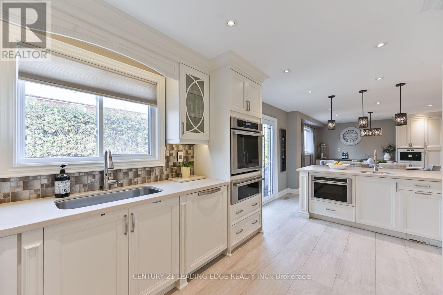 5 Sawyer Crescent, Markham, Ontario  L3P 5V1 - Photo 10 - N12943620