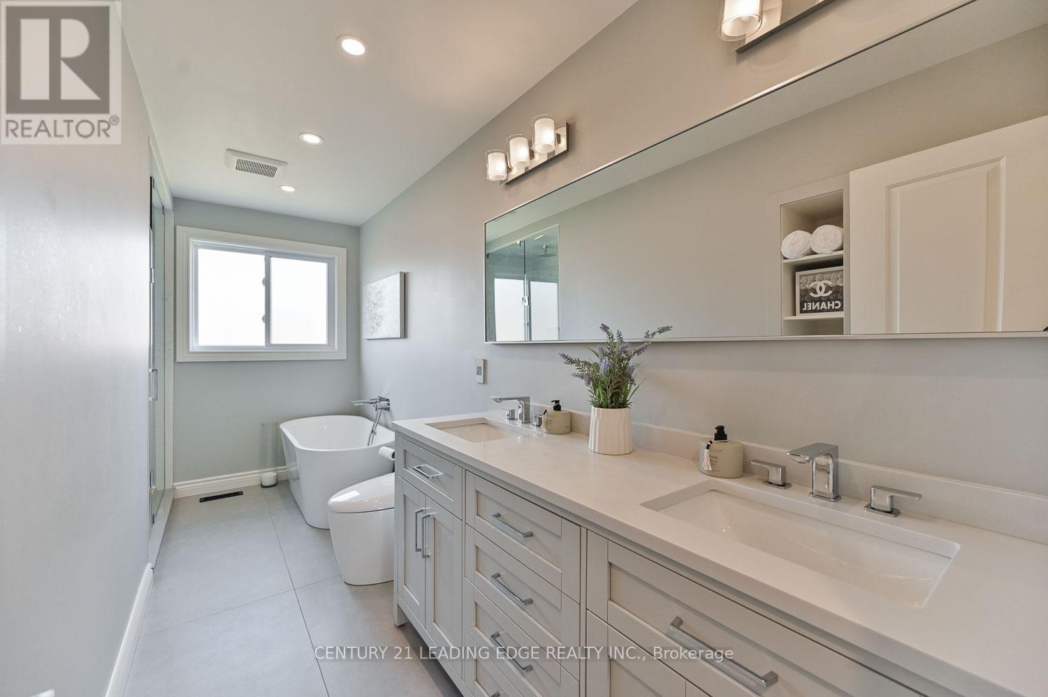 5 Sawyer Crescent, Markham, Ontario  L3P 5V1 - Photo 33 - N12943620