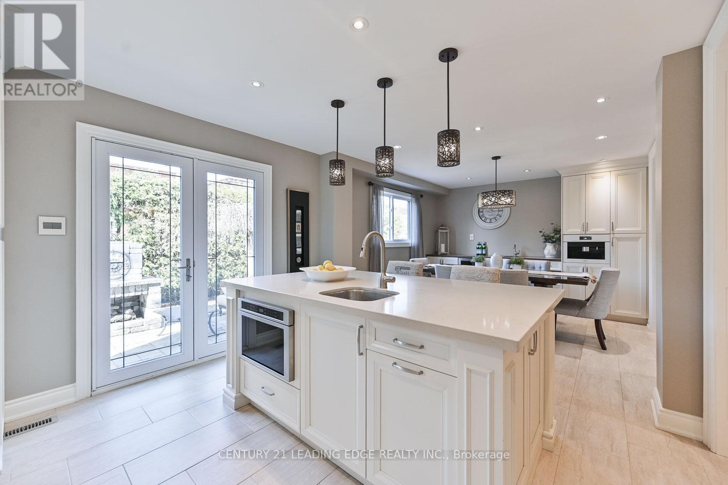 5 Sawyer Crescent, Markham, Ontario  L3P 5V1 - Photo 7 - N12943620