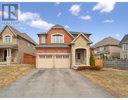 22 MCCOMBE LANE, Vaughan, Ontario