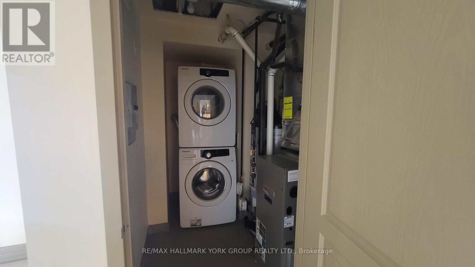 301 - 15565 Yonge Street, Aurora, Ontario  L4G 1P3 - Photo 6 - N12943758