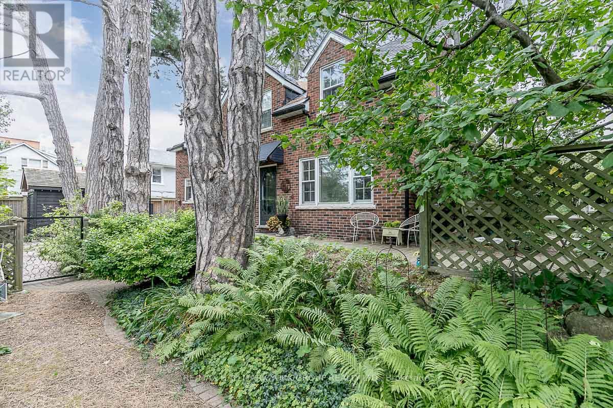 78 Wells Street, Aurora, Ontario  L4G 1S9 - Photo 14 - N12943768