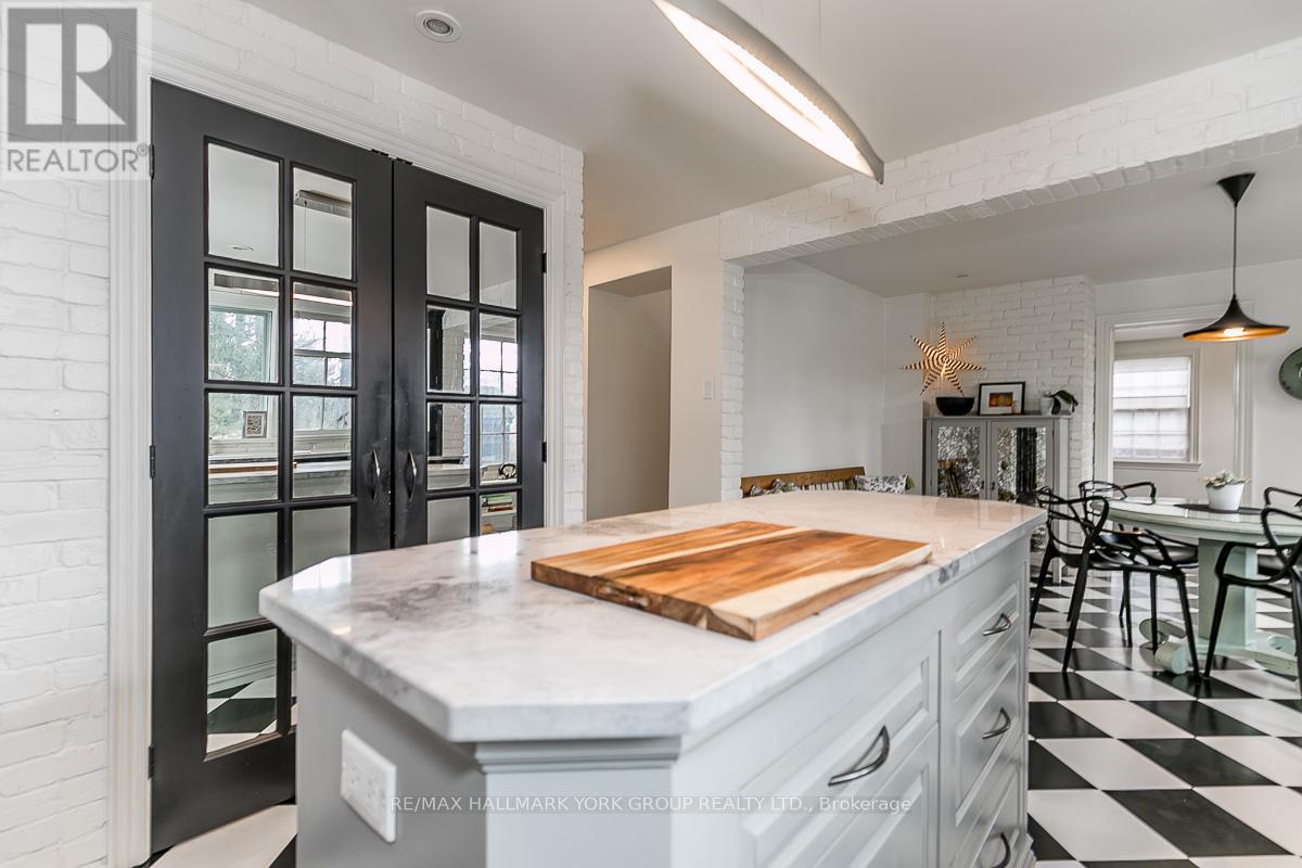 78 Wells Street, Aurora, Ontario  L4G 1S9 - Photo 9 - N12943768