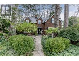 78 WELLS STREET, Aurora, Ontario