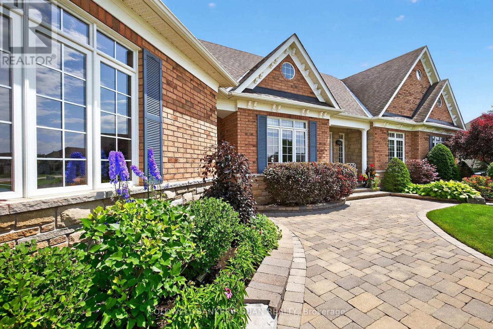 32 Underhill Court, Essa, Ontario  L9R 1V2 - Photo 3 - N12943780