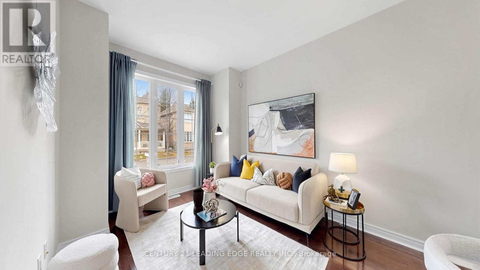 122 Maria Road, Markham, Ontario  L6E 0M1 - Photo 4 - N12943794