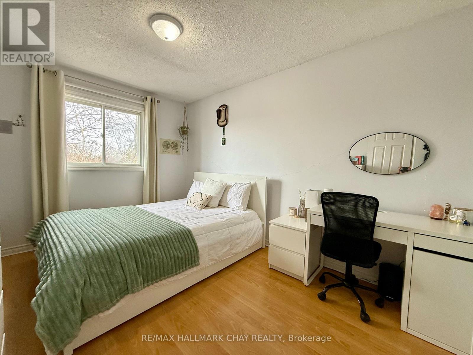 60 Osborn Street, Essa, Ontario  L0M 1B0 - Photo 11 - N12943810