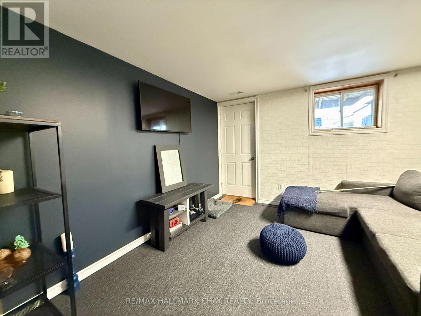 60 Osborn Street, Essa, Ontario  L0M 1B0 - Photo 15 - N12943810