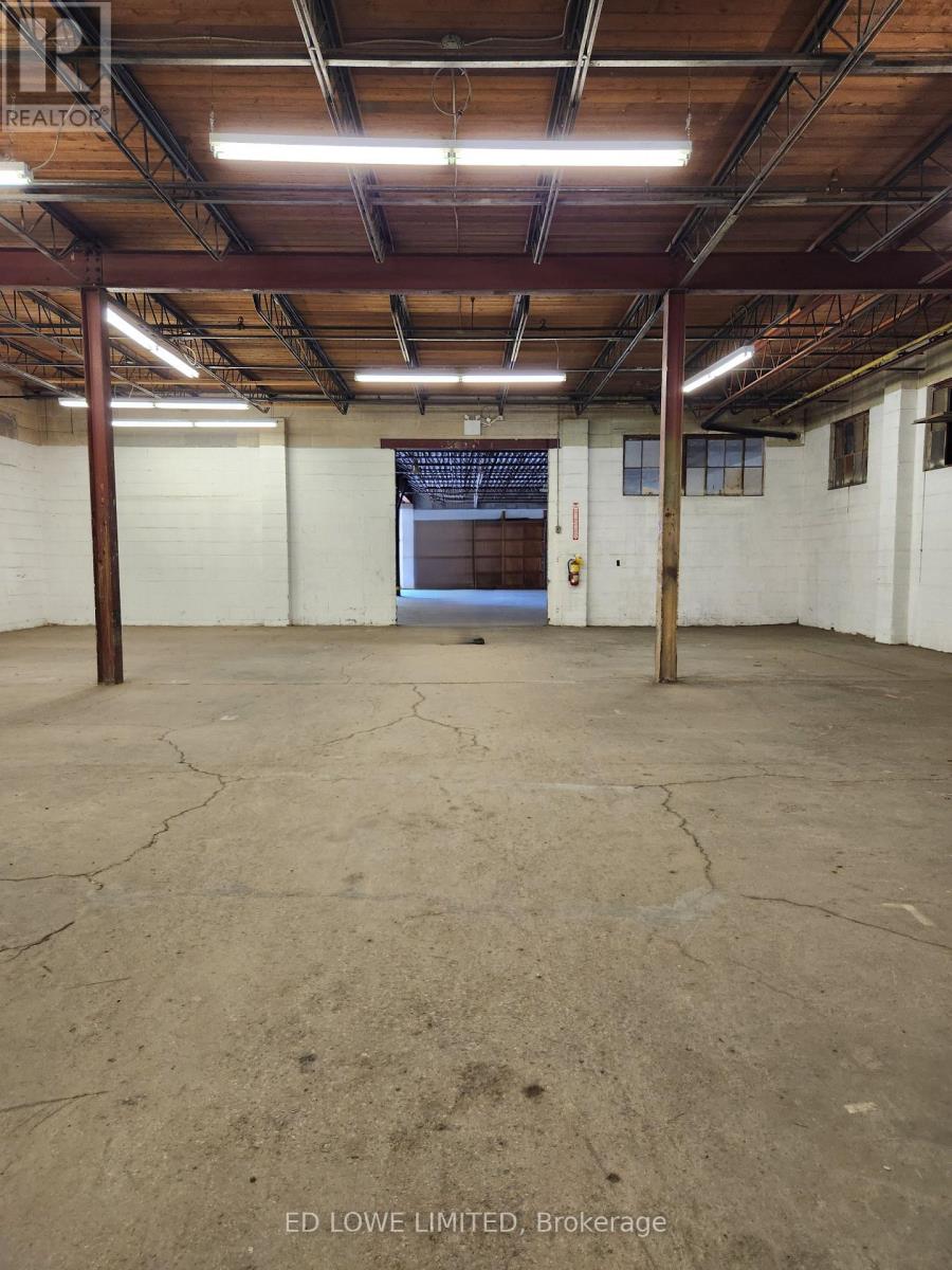 B - 201 BAY STREET, Midland, Ontario