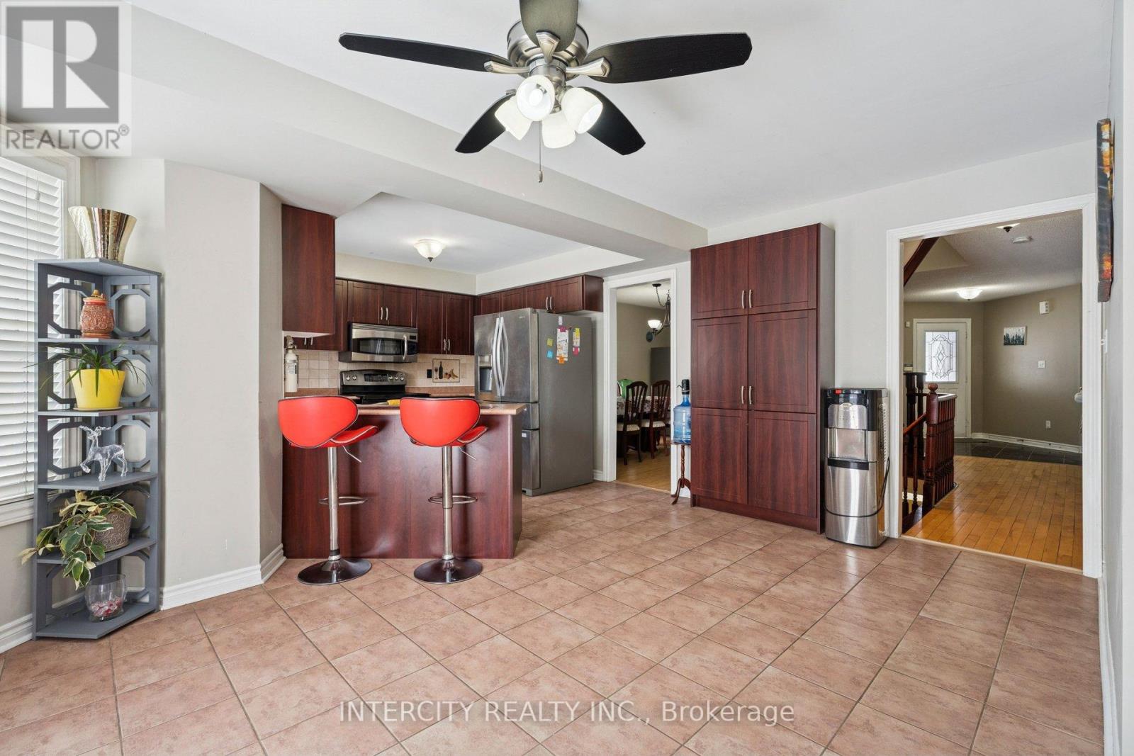 25 Meyer Avenue, Barrie (East Bayfield), Ontario  L4M 6Y1 - Photo 11 - S12943604