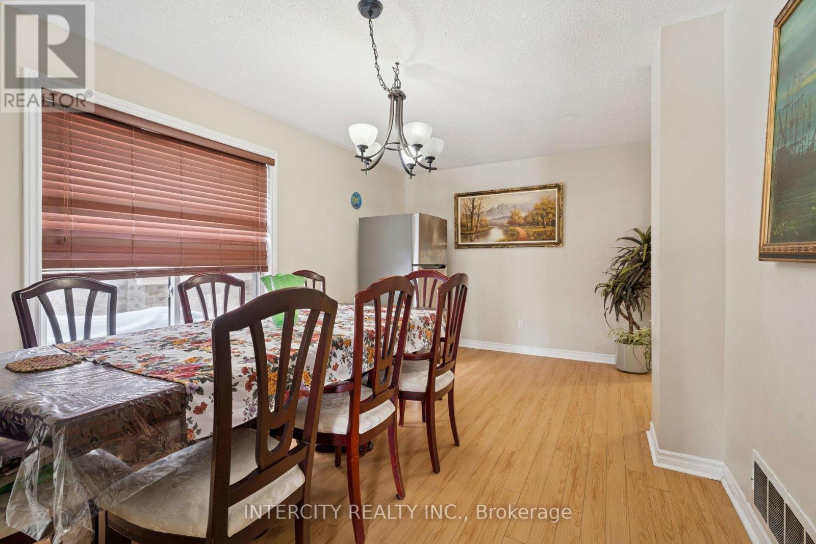 25 Meyer Avenue, Barrie (East Bayfield), Ontario  L4M 6Y1 - Photo 19 - S12943604