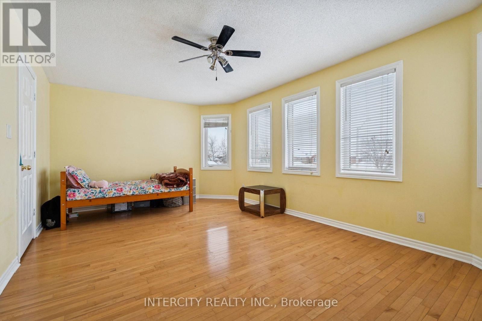 25 Meyer Avenue, Barrie (East Bayfield), Ontario  L4M 6Y1 - Photo 25 - S12943604