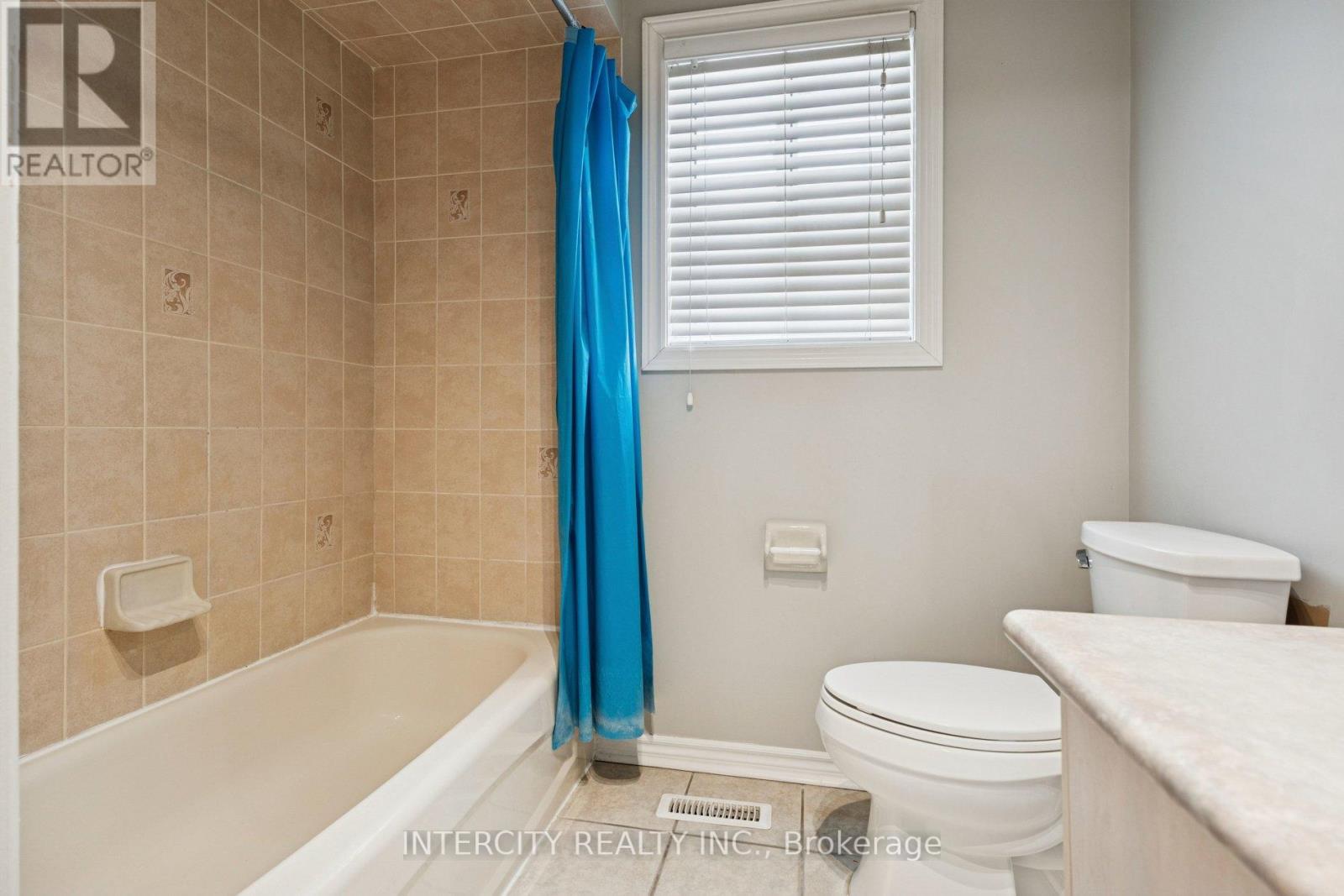 25 Meyer Avenue, Barrie (East Bayfield), Ontario  L4M 6Y1 - Photo 33 - S12943604