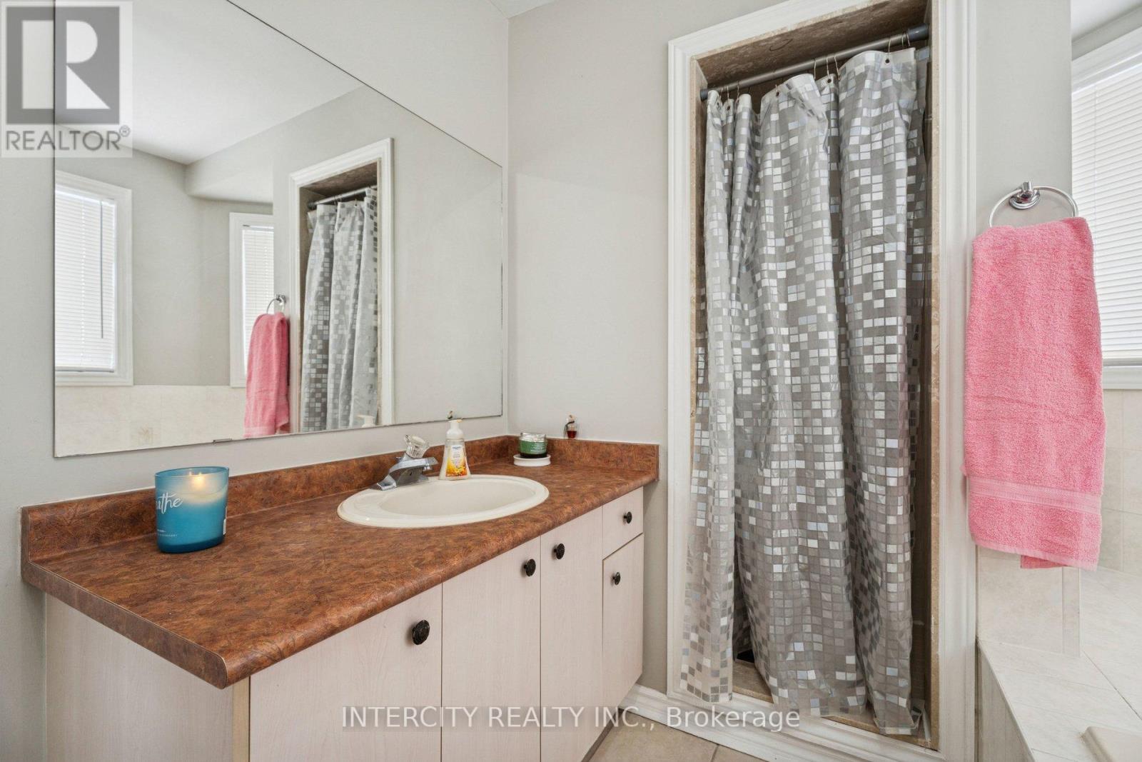 25 Meyer Avenue, Barrie (East Bayfield), Ontario  L4M 6Y1 - Photo 37 - S12943604