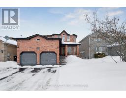 25 MEYER AVENUE, Barrie, Ontario