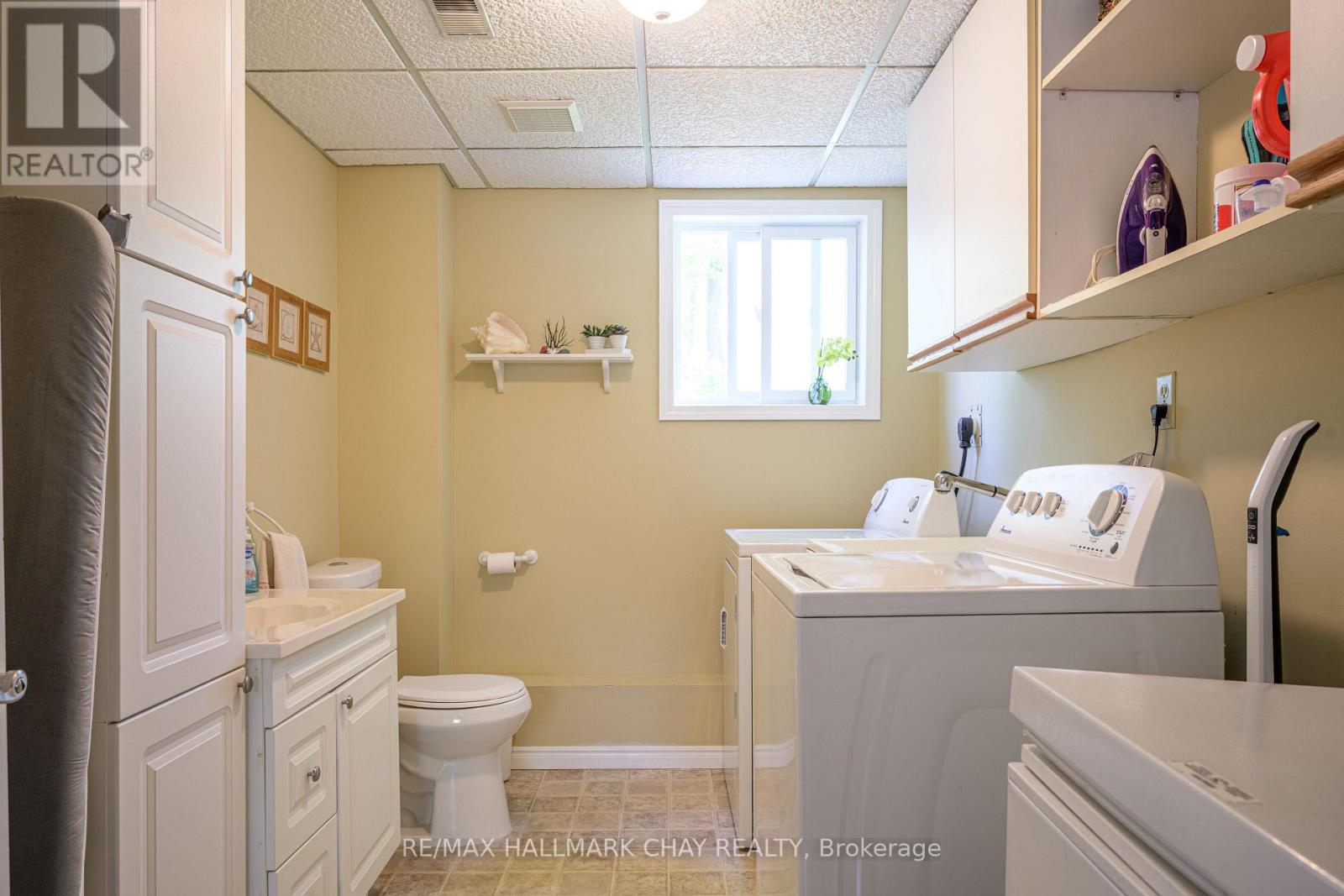 15 Oaktree Court, Wasaga Beach, Ontario  L9Z 2S3 - Photo 21 - S12943612