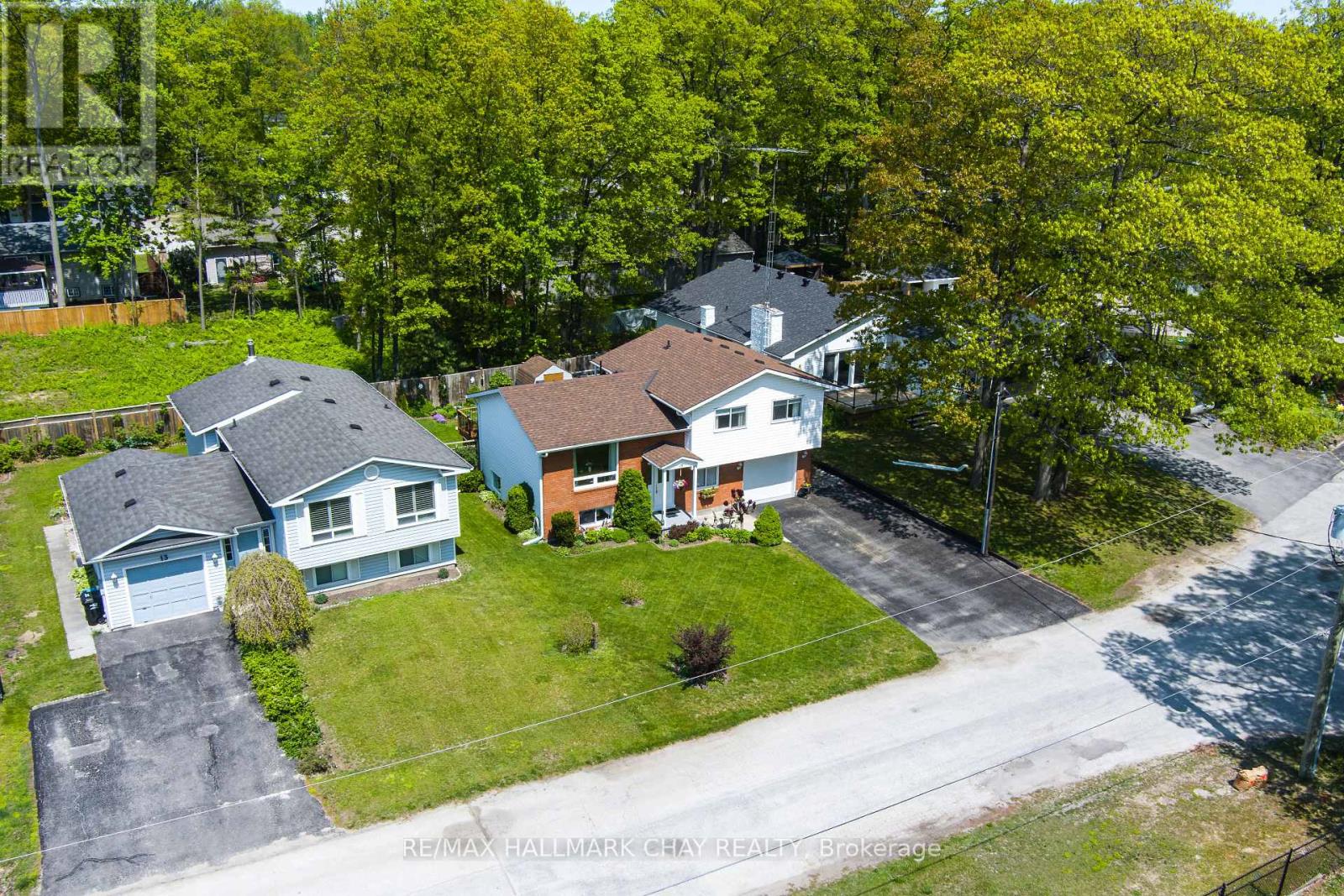 15 Oaktree Court, Wasaga Beach, Ontario  L9Z 2S3 - Photo 6 - S12943612