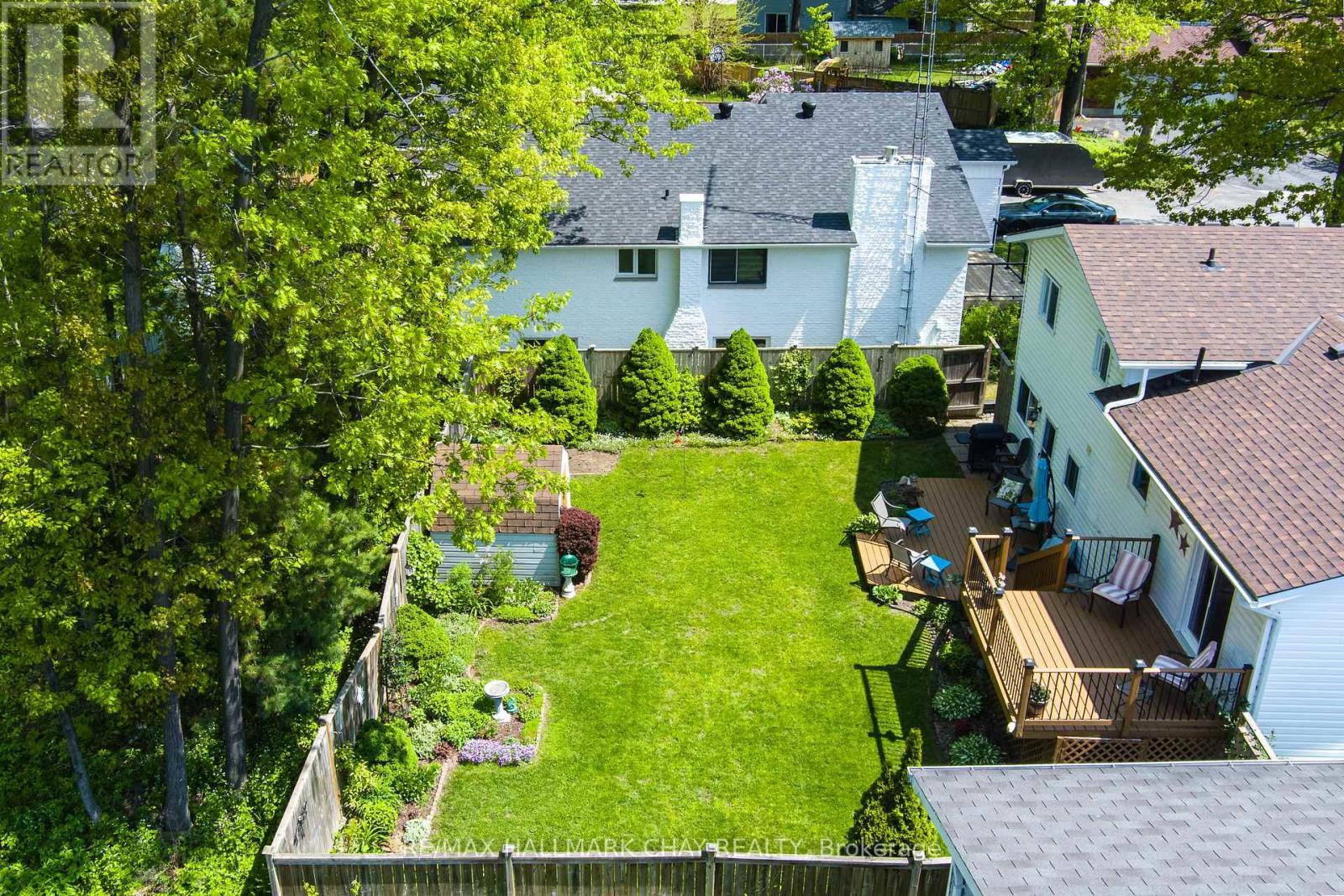 15 Oaktree Court, Wasaga Beach, Ontario  L9Z 2S3 - Photo 8 - S12943612