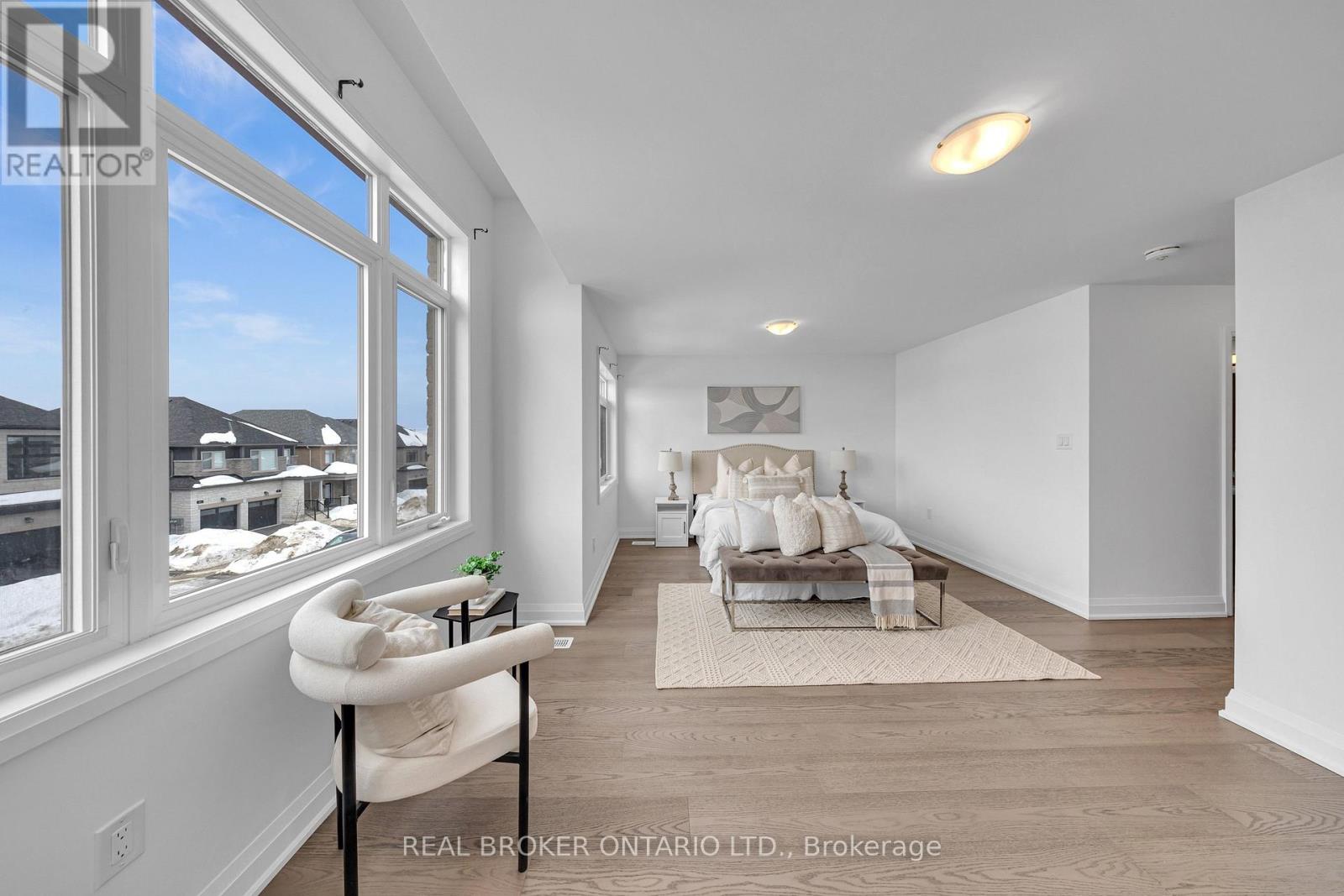 48 Barnyard Trail, Barrie, Ontario  L9J 0C2 - Photo 28 - S12943690