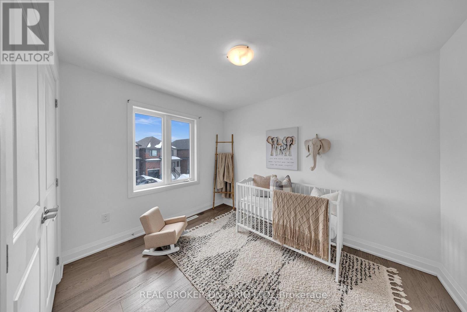 48 Barnyard Trail, Barrie, Ontario  L9J 0C2 - Photo 33 - S12943690