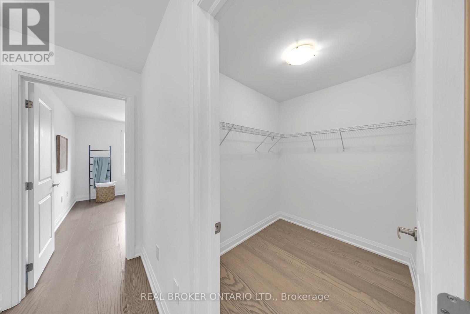 48 Barnyard Trail, Barrie, Ontario  L9J 0C2 - Photo 34 - S12943690