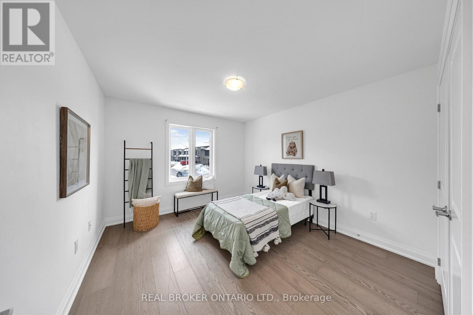 48 Barnyard Trail, Barrie, Ontario  L9J 0C2 - Photo 38 - S12943690