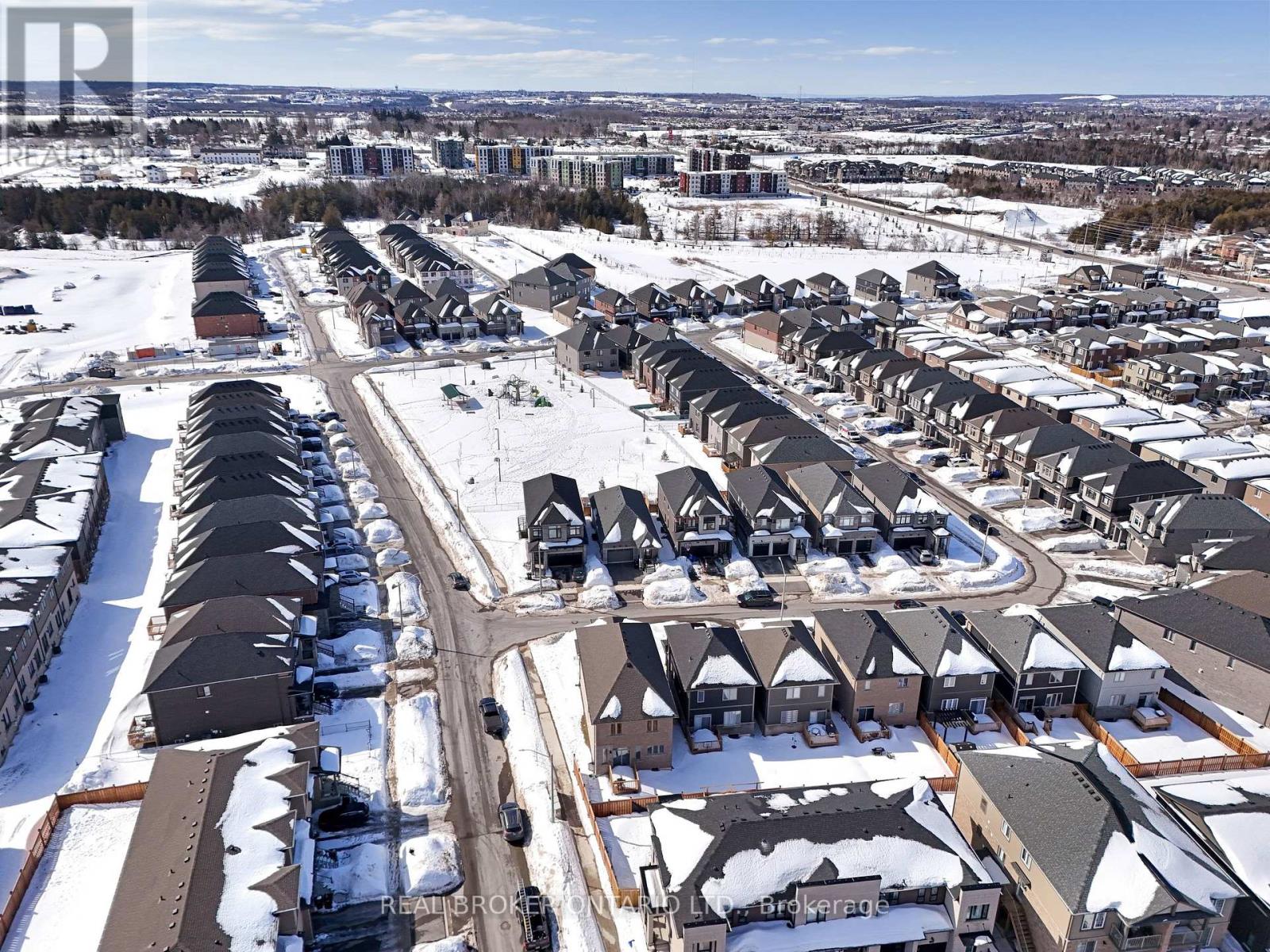 48 Barnyard Trail, Barrie, Ontario  L9J 0C2 - Photo 46 - S12943690