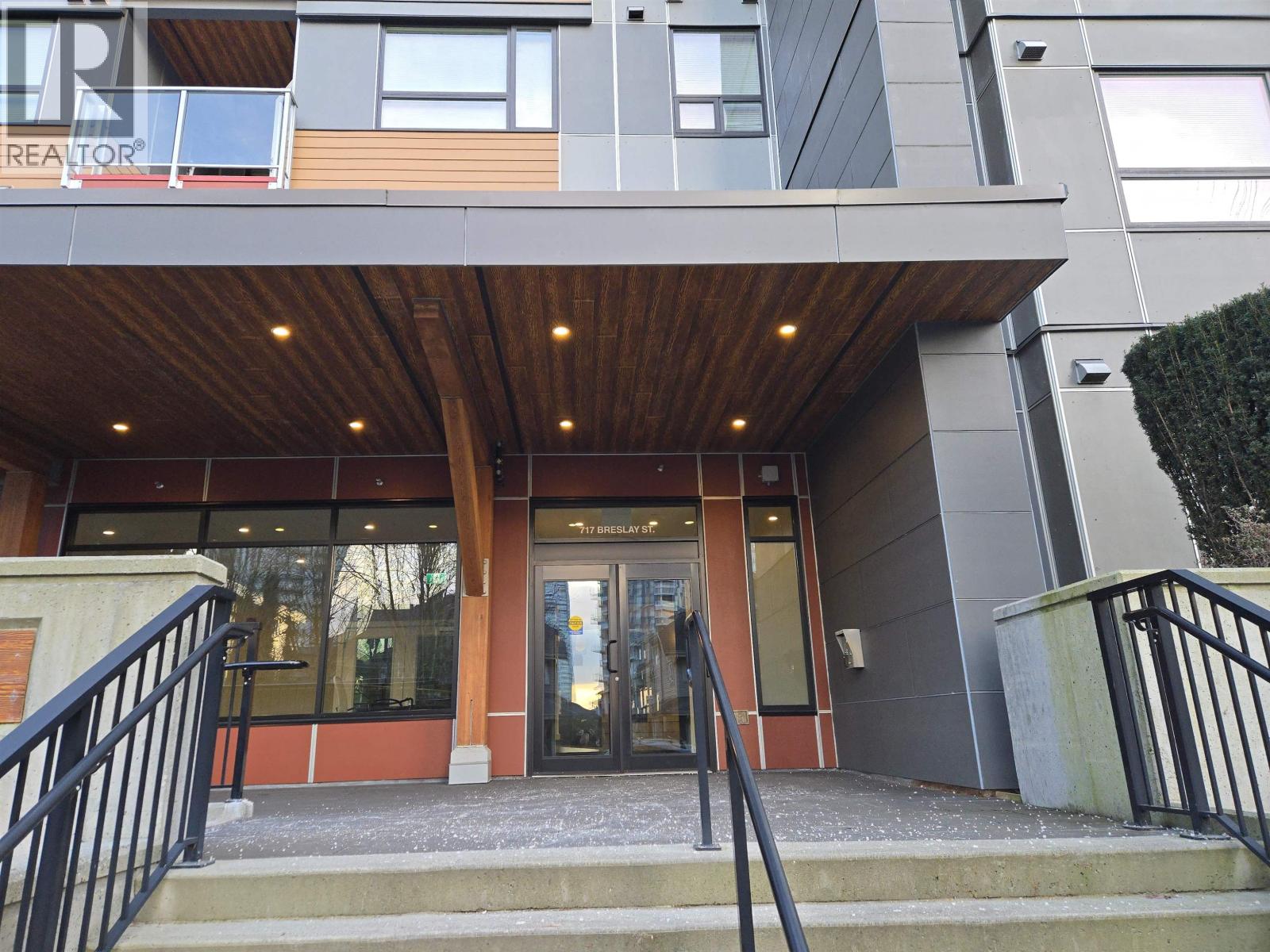 609 717 Breslay Street, Coquitlam, British Columbia  V3J 0J3 - Photo 3 - R3091417