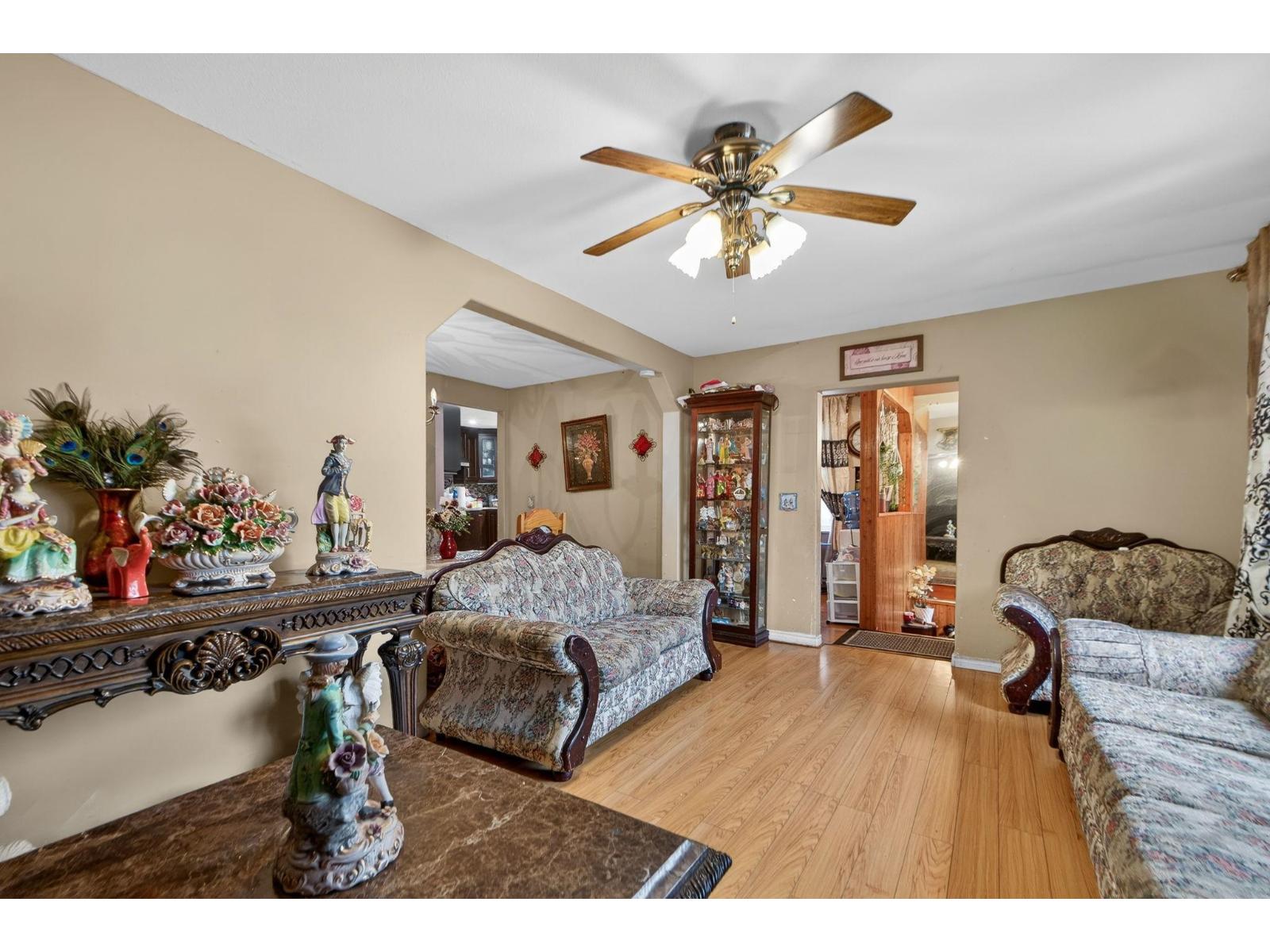 7576 140 Street, Surrey, British Columbia  V3W 5J8 - Photo 11 - R3093358