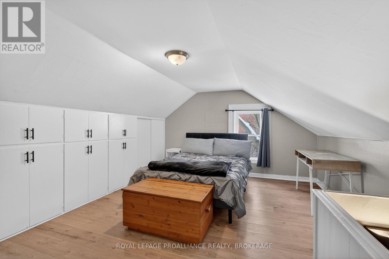 118 East Street E, Greater Napanee, Ontario  K7R 1S6 - Photo 22 - X12943524