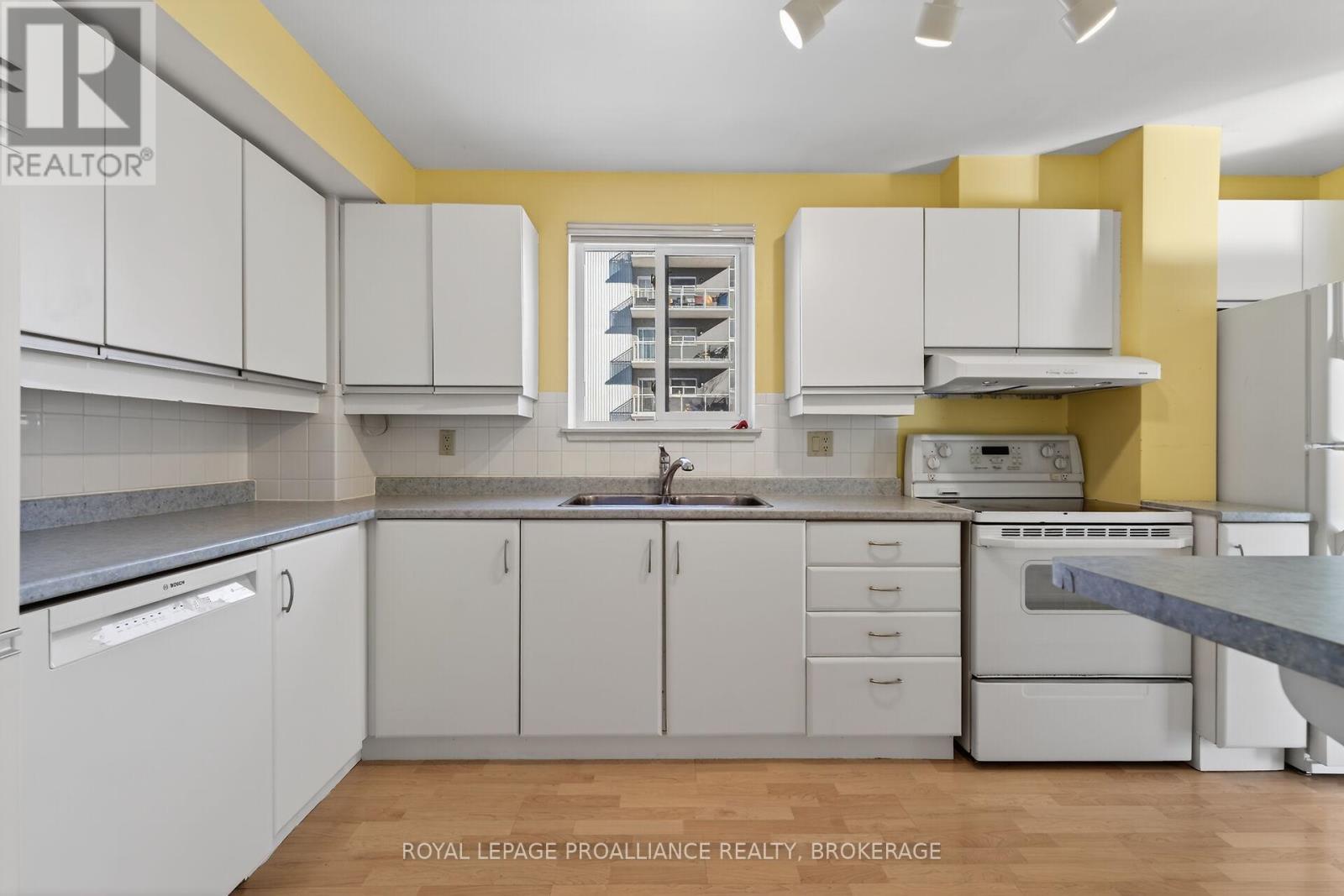 306 - 257 Bath Road, Kingston, Ontario  K7M 7T3 - Photo 12 - X12943550