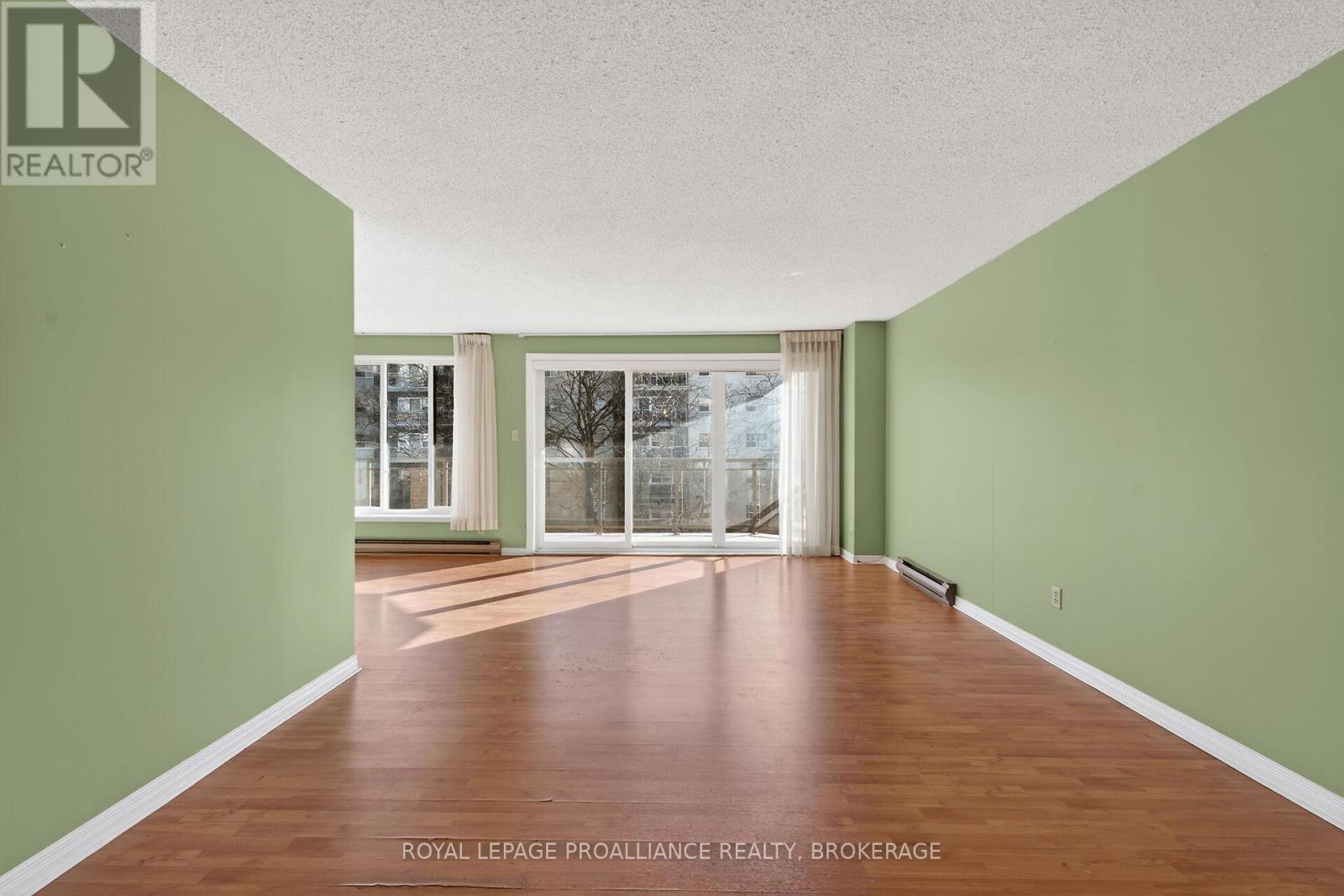 306 - 257 Bath Road, Kingston, Ontario  K7M 7T3 - Photo 3 - X12943550