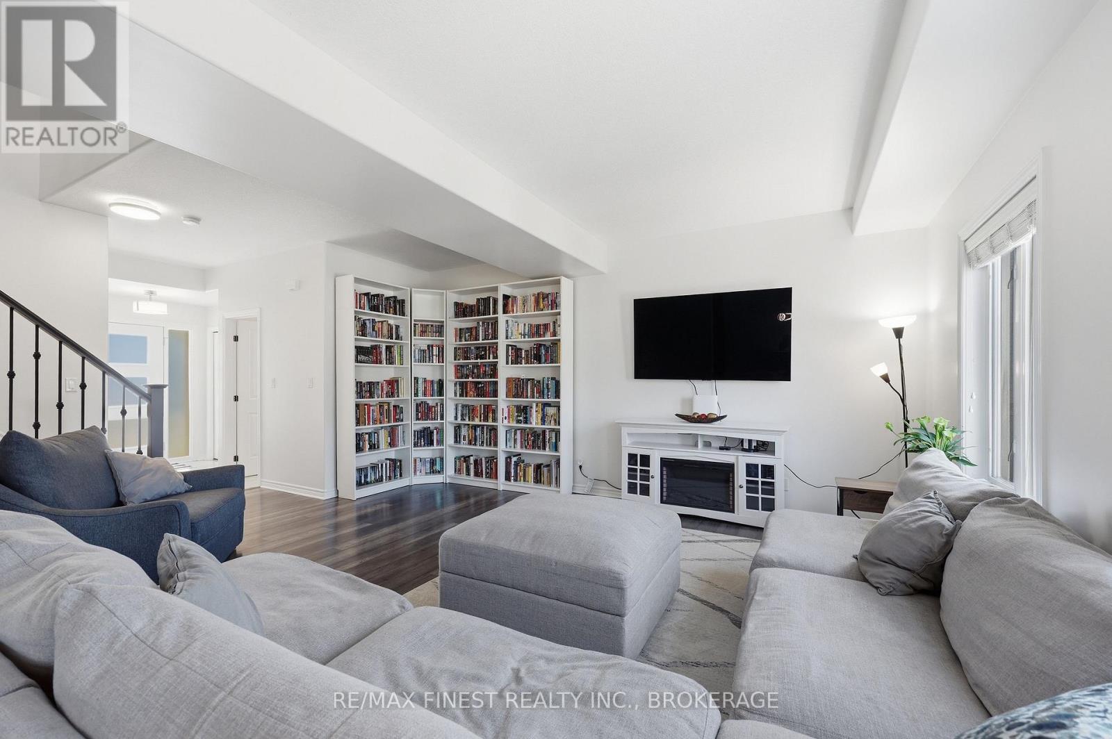 108 Pratt Drive, Loyalist, Ontario  K7N 0A4 - Photo 22 - X12943824