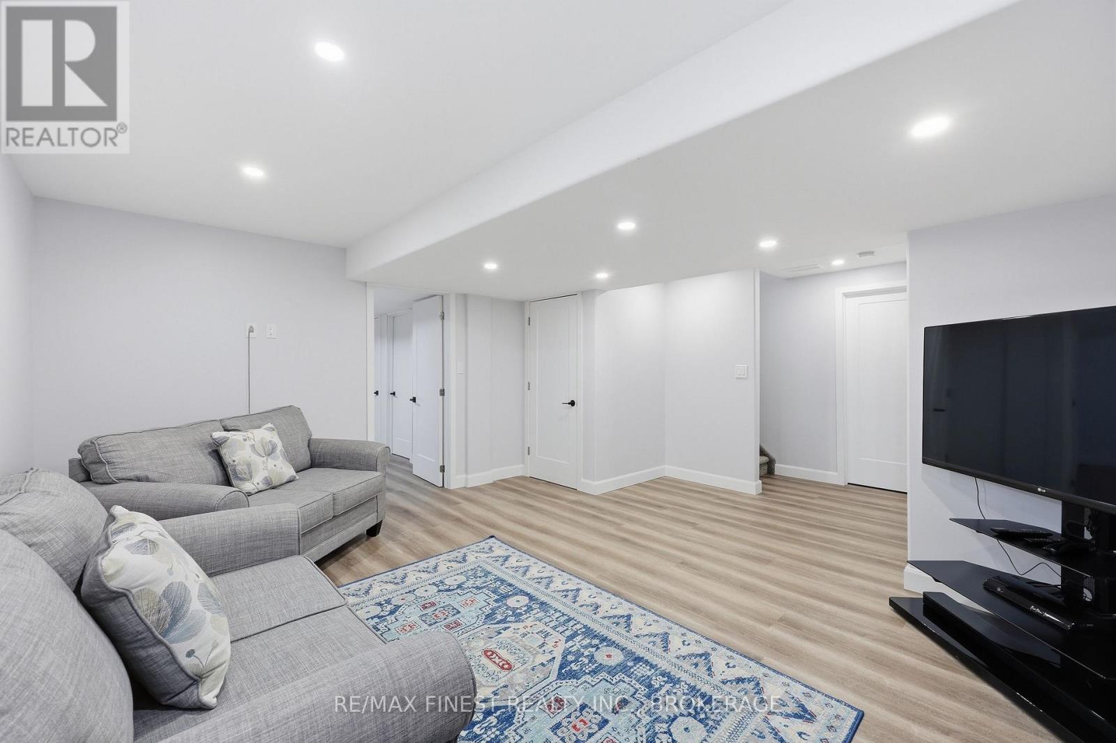 108 Pratt Drive, Loyalist, Ontario  K7N 0A4 - Photo 47 - X12943824