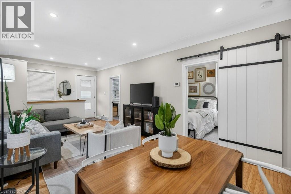 196 Paling Avenue, Hamilton, Ontario  L8H 5J7 - Photo 13 - 40806326