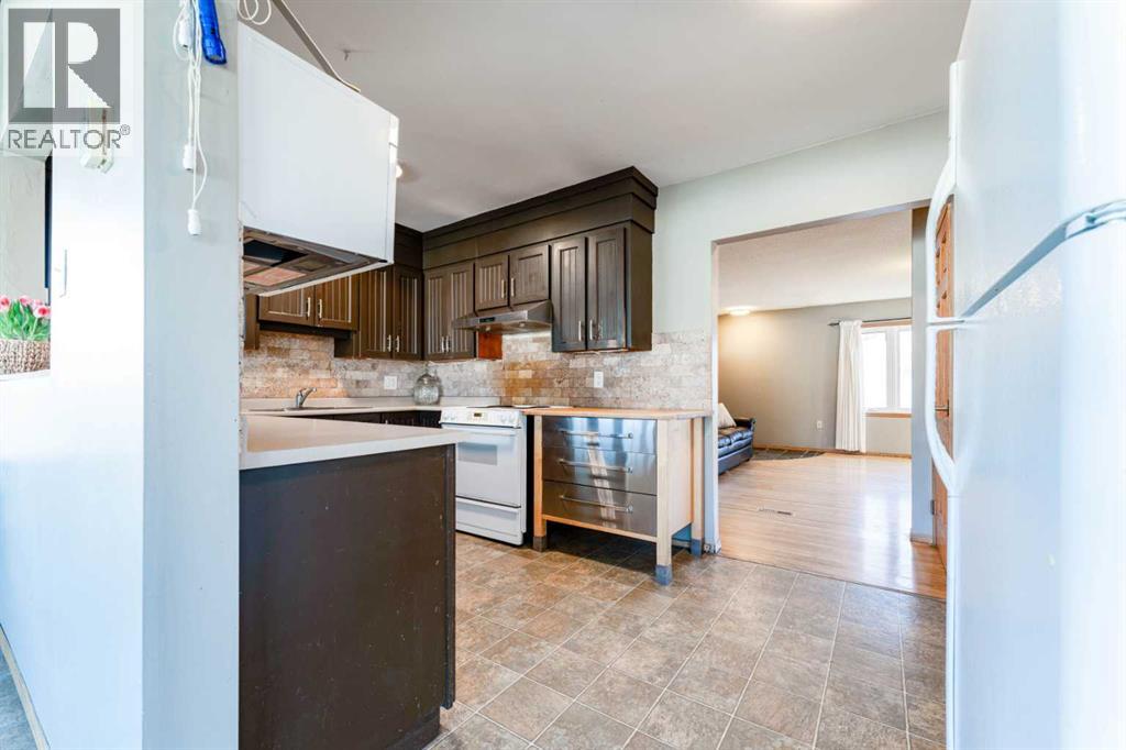 2018 Cottonwood Crescent Se, Calgary, Alberta  T2B 1T1 - Photo 9 - A2295913