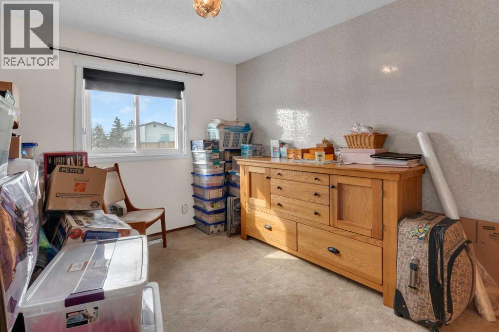 6004 Maddock Drive NE, Calgary, Alberta  T2A 3W4 - Photo 18 - A2297728