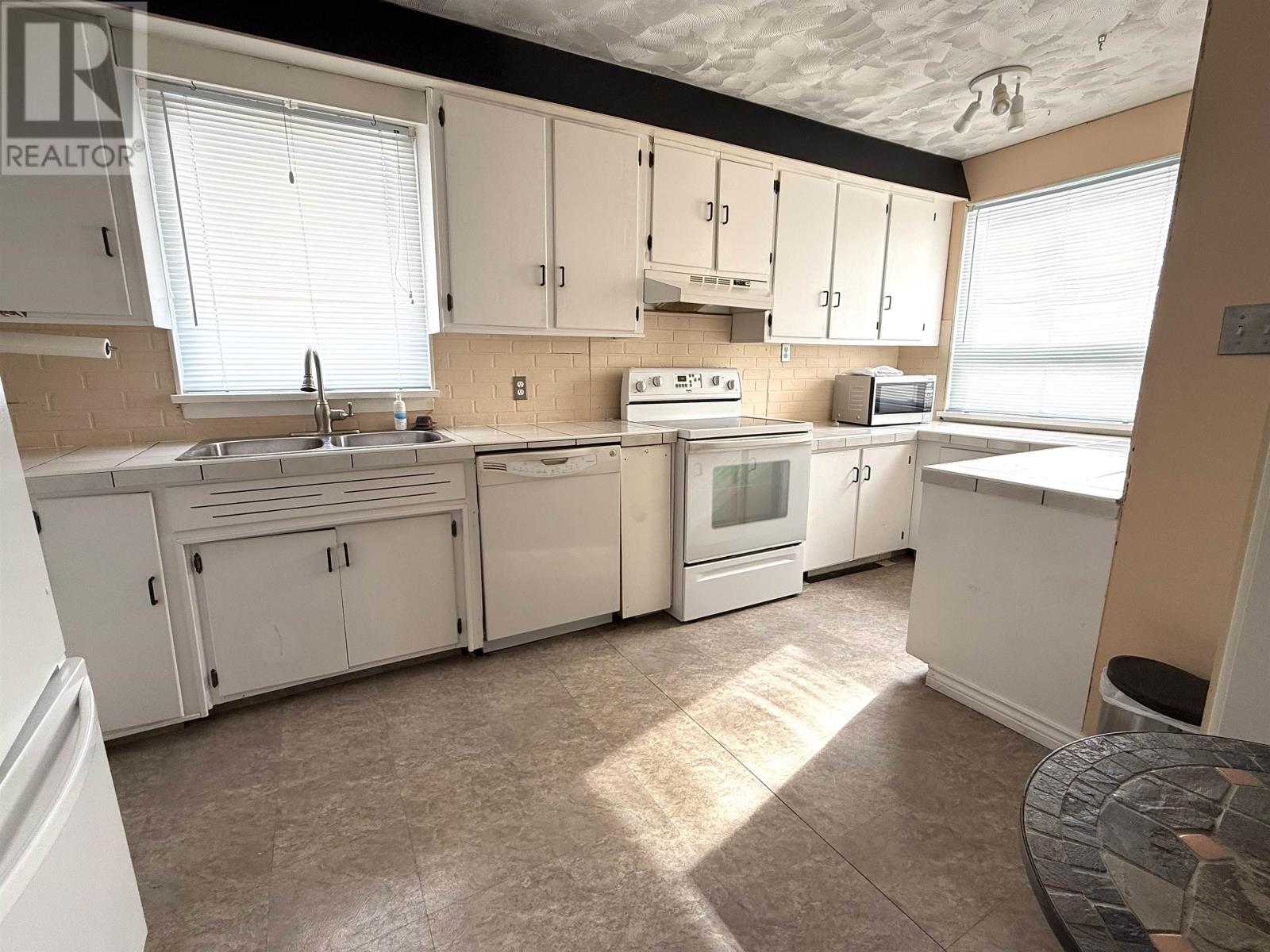 458 Algoma Street N, Thunder Bay, Ontario  P7A 5B9 - Photo 7 - TB2600566