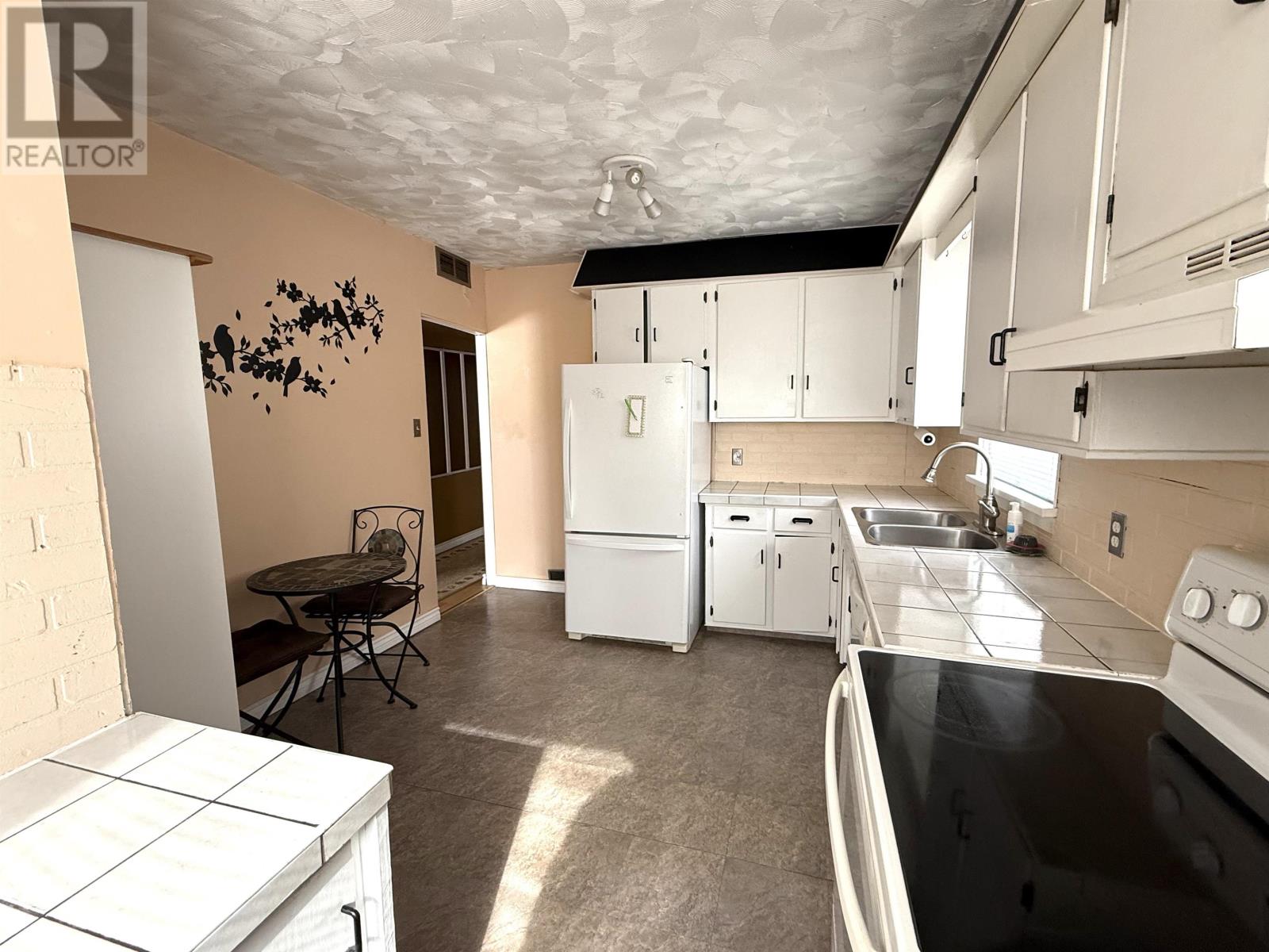 458 Algoma Street N, Thunder Bay, Ontario  P7A 5B9 - Photo 9 - TB2600566