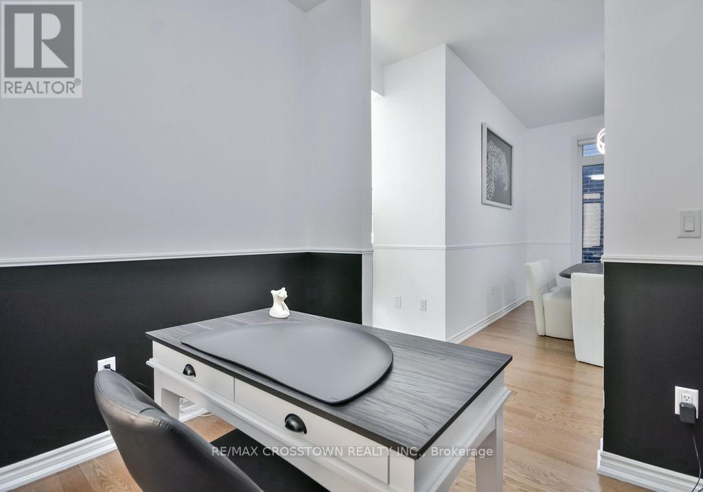 104 Shepherd Drive, Barrie, Ontario  L9S 2Z4 - Photo 7 - S12910302