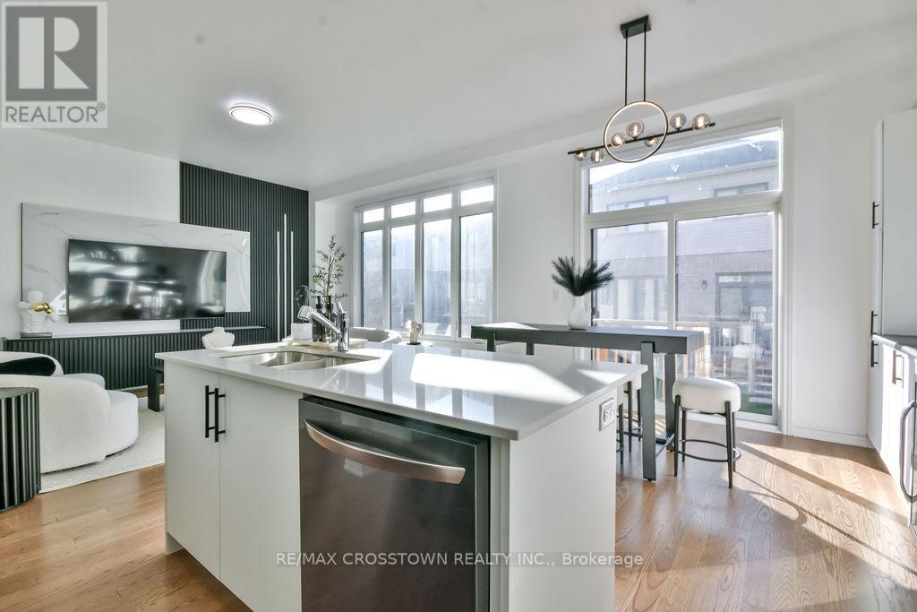 104 Shepherd Drive, Barrie, Ontario  L9S 2Z4 - Photo 15 - S12910302